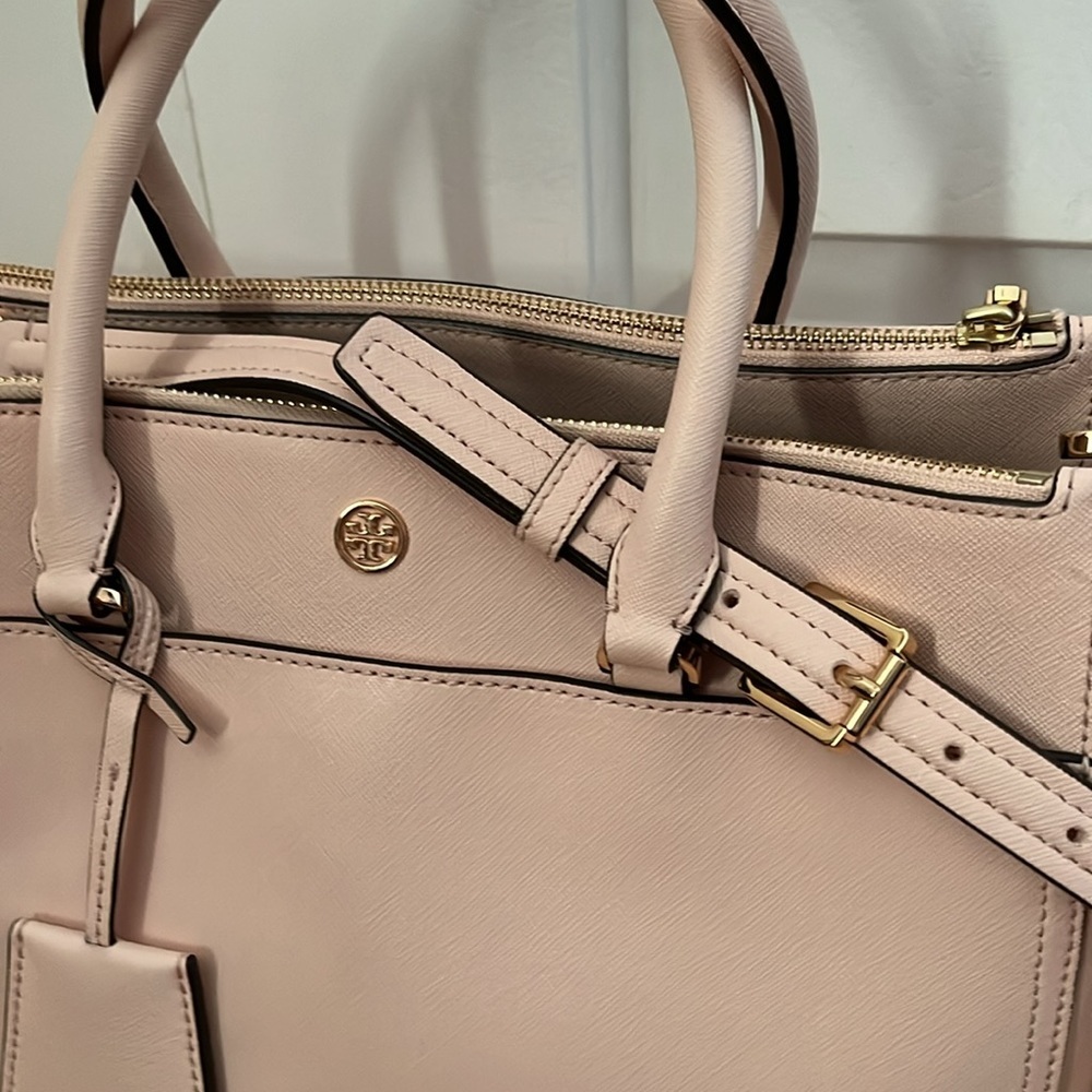 NWOT Tory Burch Saffiano Leather Pink Robinson double zip tote bag - Picture 8 of 16